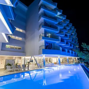 Grand Sirenis Hotel